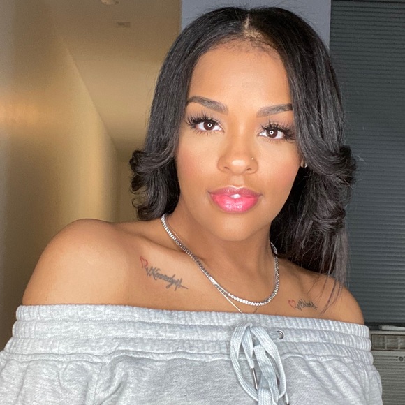 Meet your Posher, Laurèn Mari - Picture 4 of 14